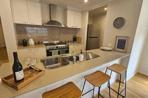 Getaway On Amaroo Way - Port Augusta Accommodation 4