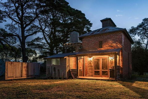 Grampians Historic Tobacco Kiln - Port Augusta Accommodation 0