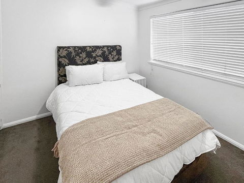 H2O Holiday Apartments - Unit 10 - Port Augusta Accommodation 3