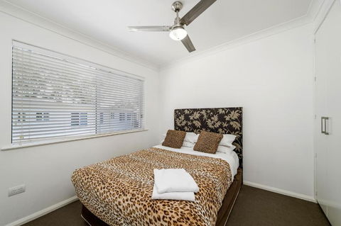 H2O Holiday Apartments Unit 5 - Port Augusta Accommodation 4