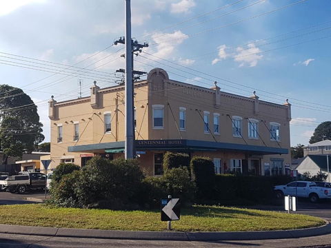 Helensburgh Hotel - Port Augusta Accommodation 0