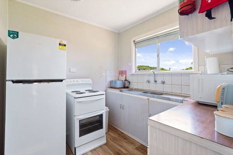 Hop Skip Cottage - Port Augusta Accommodation 2