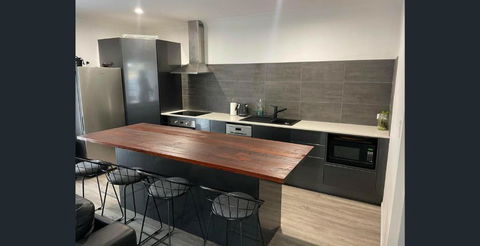 Island Haven Wood - Port Augusta Accommodation 3