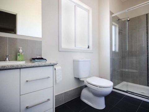 Agape Holiday Home - Port Augusta Accommodation 3