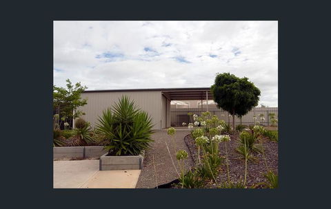 Agape Holiday Home - Port Augusta Accommodation 1