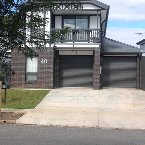 Agathas At Seacombe Gardens - Port Augusta Accommodation 3