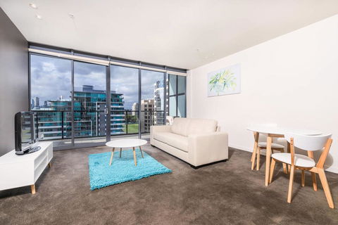 Albert Park City View Stylish 1 Bedroom Apartment - Port Augusta Accommodation 3