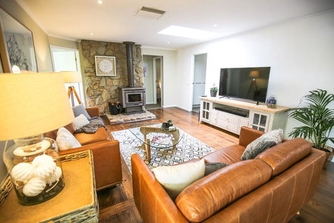 Alderwood - Port Augusta Accommodation 1