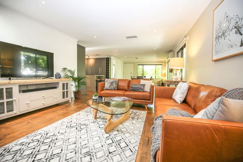 Alderwood - Port Augusta Accommodation 0