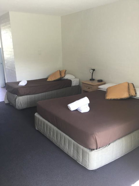 Alloggio Bathurst (previously Bathurst Apartments) - Port Augusta Accommodation 3