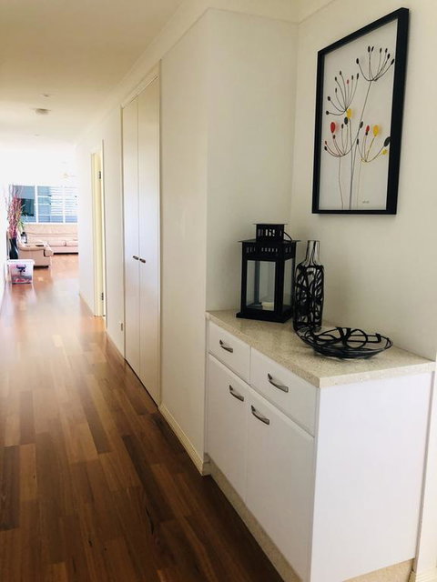 Amazing Apartment Ocean Views And Hot Tub On Balcony - Coolangatta - Port Augusta Accommodation 3
