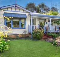 Ambrose Cottage Front Apartment - Port Augusta Accommodation