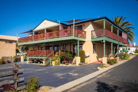 Anchors Aweigh - Port Augusta Accommodation 2