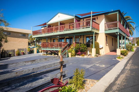 Anchors Aweigh - Port Augusta Accommodation 0