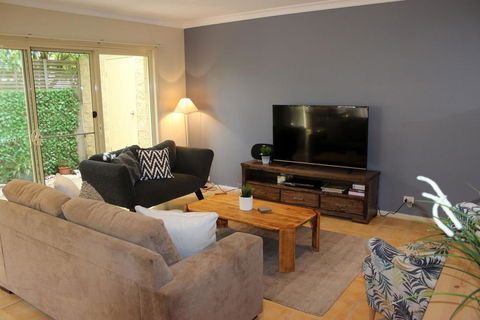 Annie's Place - Port Augusta Accommodation 3