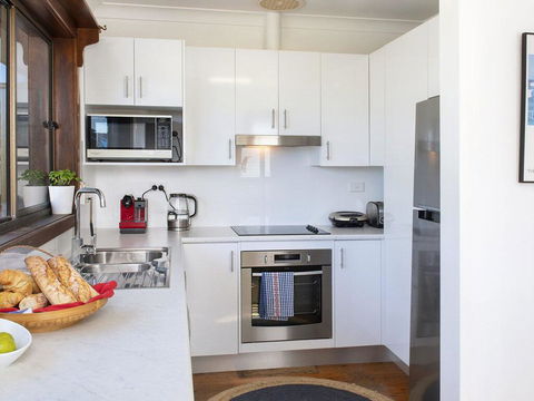 Araluen On Holden - Great Deck With Ocean Views - Port Augusta Accommodation 3