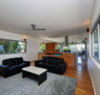 Architectural Design on the Beach - Port Augusta Accommodation