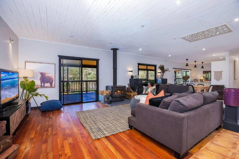 Luxury Farm House On 20 Acres - Sleeps 22 - Port Augusta Accommodation 0
