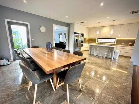 Luxury Bayside Townhouse With Pool And Spa - Port Augusta Accommodation 2