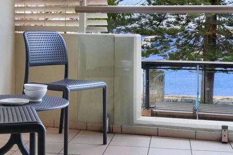 MAN54 -Manly Magic Waterfront Retreat With Gym & Sauna - Port Augusta Accommodation 0