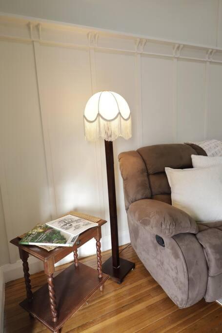 Manor Cottage - Port Augusta Accommodation 1