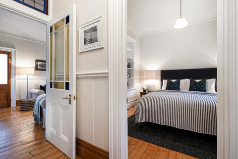 MARIGOLD COTTAGE Charming 1870s Central Daylesford Cottage - Port Augusta Accommodation 1