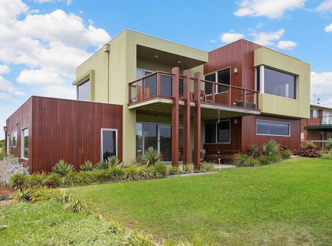 Martyrs Lookout - Luxury Accommodation - Port Augusta Accommodation 0