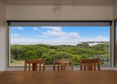 Martyrs Lookout - Luxury Accommodation - Port Augusta Accommodation 3