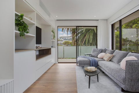 Modern, North-east Facing, 2-bed Apartment - Port Augusta Accommodation 0