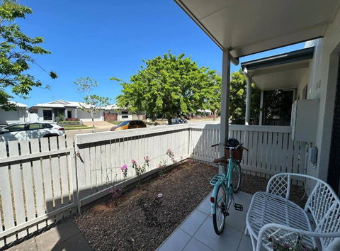 Modern Home Close To CBD - Port Augusta Accommodation 2