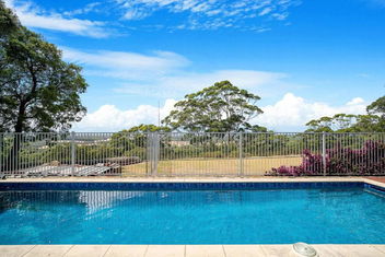 Moondyne Estate Exclusive & Pet Friendly Hilltop Retreat with Port Augusta Accommodation
