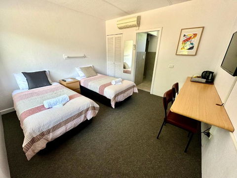 Mount Beauty Motor Inn - Port Augusta Accommodation 3