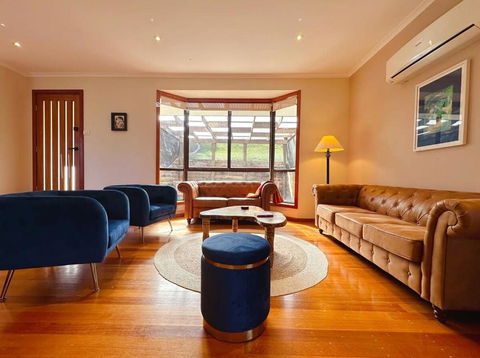 Mountains And Treetops Retreat - Nature Getaway - Port Augusta Accommodation 1