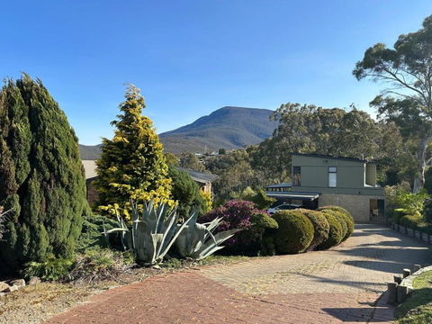 Mountains And Treetops Retreat - Nature Getaway - Port Augusta Accommodation 0