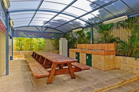 Mountway Holiday Apartments - Port Augusta Accommodation 3