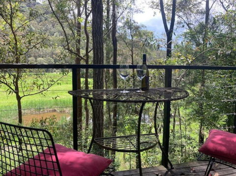 Nature Retreat & Artists Studio 90mins From Sydney - Port Augusta Accommodation 0