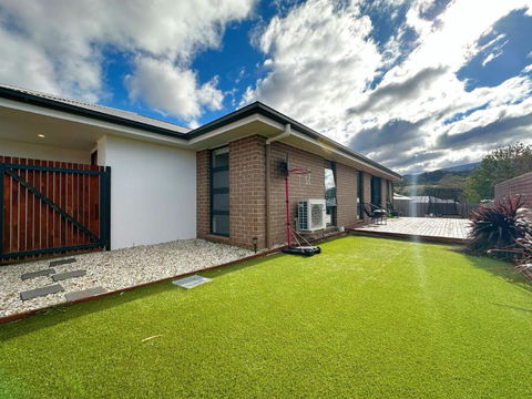 New Kingston Trampoline House - Port Augusta Accommodation 1