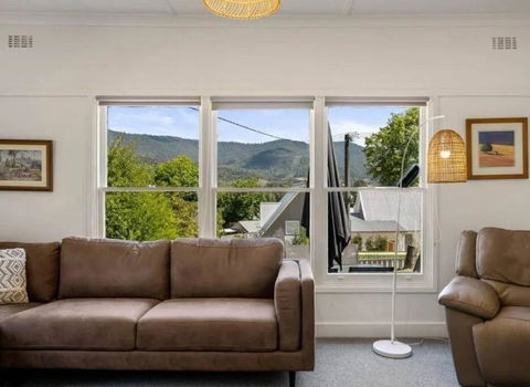 Mount Beauty 3BR Home - Port Augusta Accommodation 3