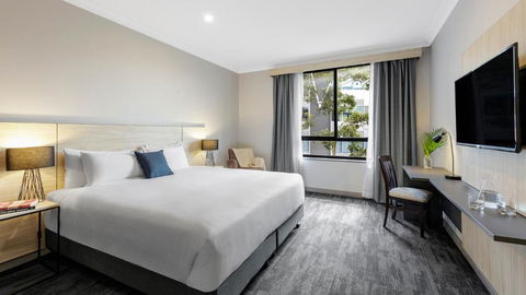 Oaks Sydney North Ryde Suites - Port Augusta Accommodation 0