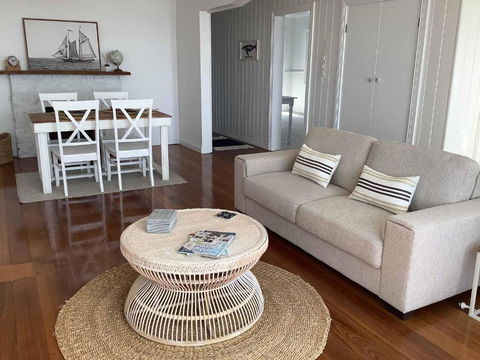 Ocean Views & City Convenience Perfect Getaway - Port Augusta Accommodation 1