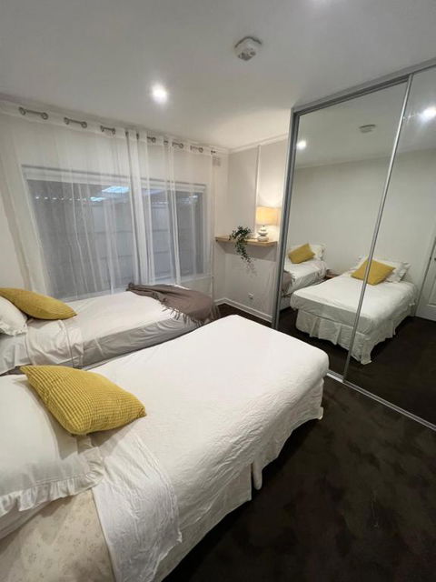 Ocean Views On Ocean Blvd - Port Augusta Accommodation 1