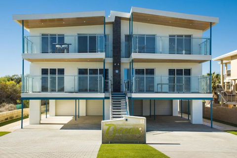 Oceans Waves - Luxury Apartment With Ocean Views - Port Augusta Accommodation 1