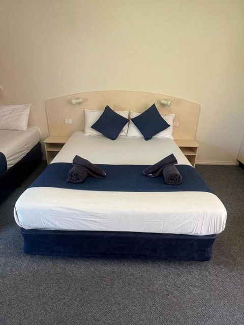Outback Quarters Motel Hay And Restaurant - Port Augusta Accommodation 0
