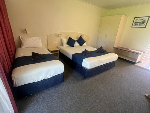 Outback Quarters Motel Hay And Restaurant - Port Augusta Accommodation 2