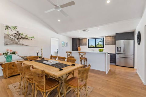 PACIFIC Stunning Coastal Home The Perfect Family Getaway - Port Augusta Accommodation 3