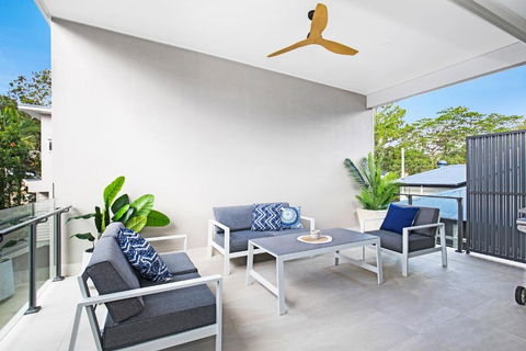 Park Avenue Terrace House Sleeps 9 - Port Augusta Accommodation 3
