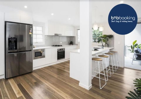 Park Avenue Terrace House Sleeps 9 - Port Augusta Accommodation 0