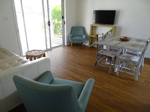 Passat Holiday Units - Unit 1 - Port Augusta Accommodation 3