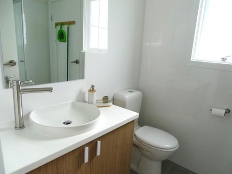 Passat Holiday Units - Unit 2 - Port Augusta Accommodation 0