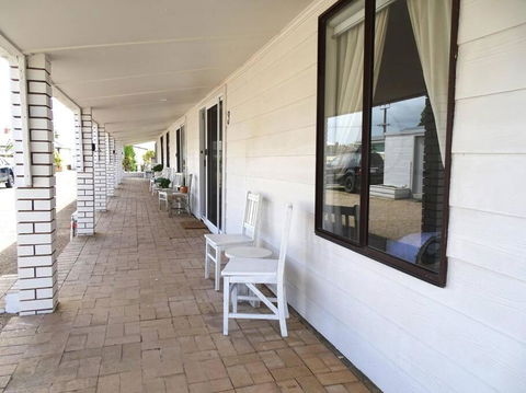 Passat Holiday Units - Unit 2 - Port Augusta Accommodation 2